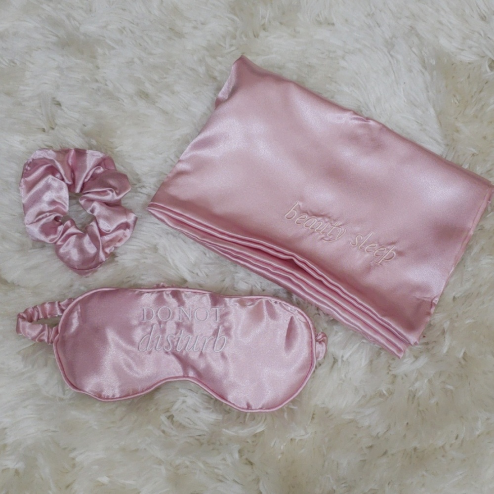 Macy's Beauty Collection 3-Pc. Extend Your NWT - Picture 2 of 4